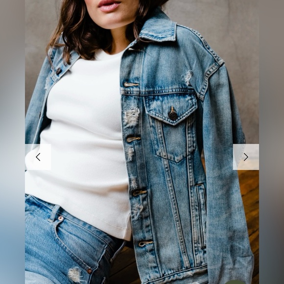 ABLE Merly Oversized Denim jacket in Original wash - Picture 2 of 7